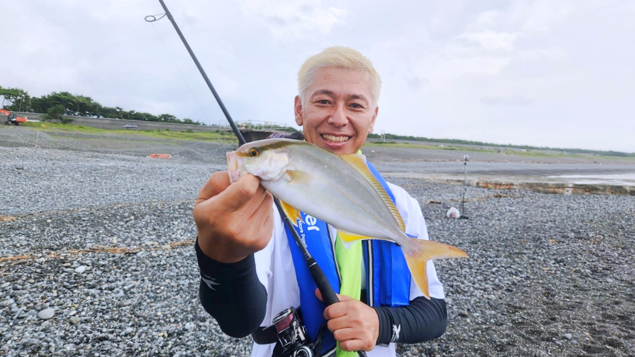 ビギナーも挑戦できる♪陸っぱりでジグをキャスト！青物釣ならまかせろ！